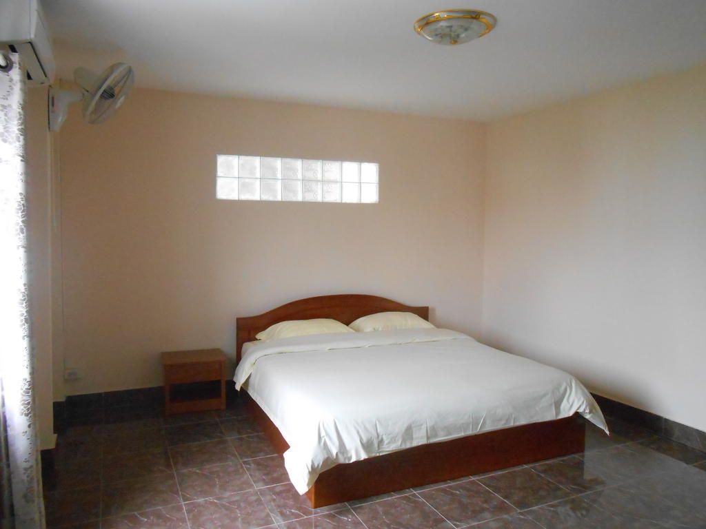 Bayern Guesthouse Ban Nongdouang Phòng bức ảnh